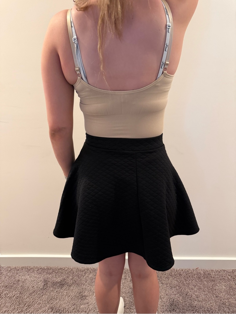 Seamless Shaping Cami Tank Top - Cream - Picture 2 of 2